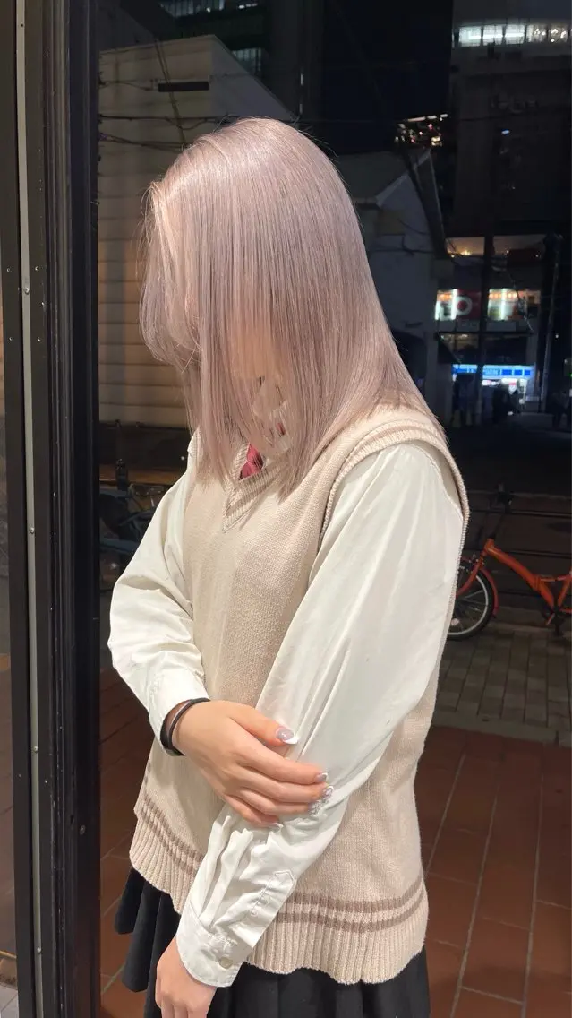 ミディアム ヘアカラー 福山 晴香のヘアスタイル