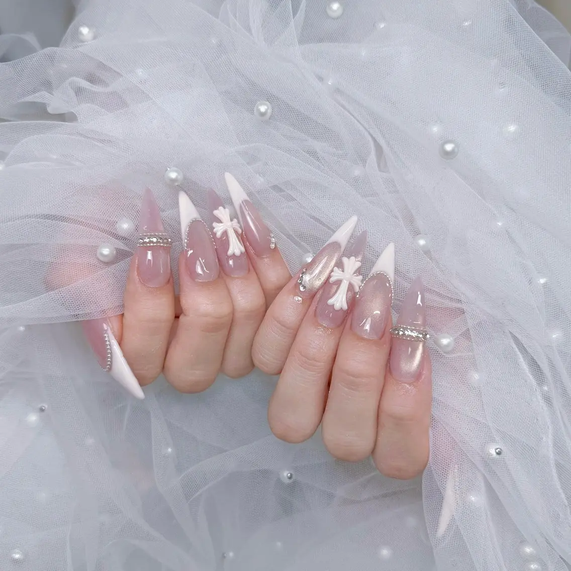 ネイル ENSalon 愛佳のネイルデザイン