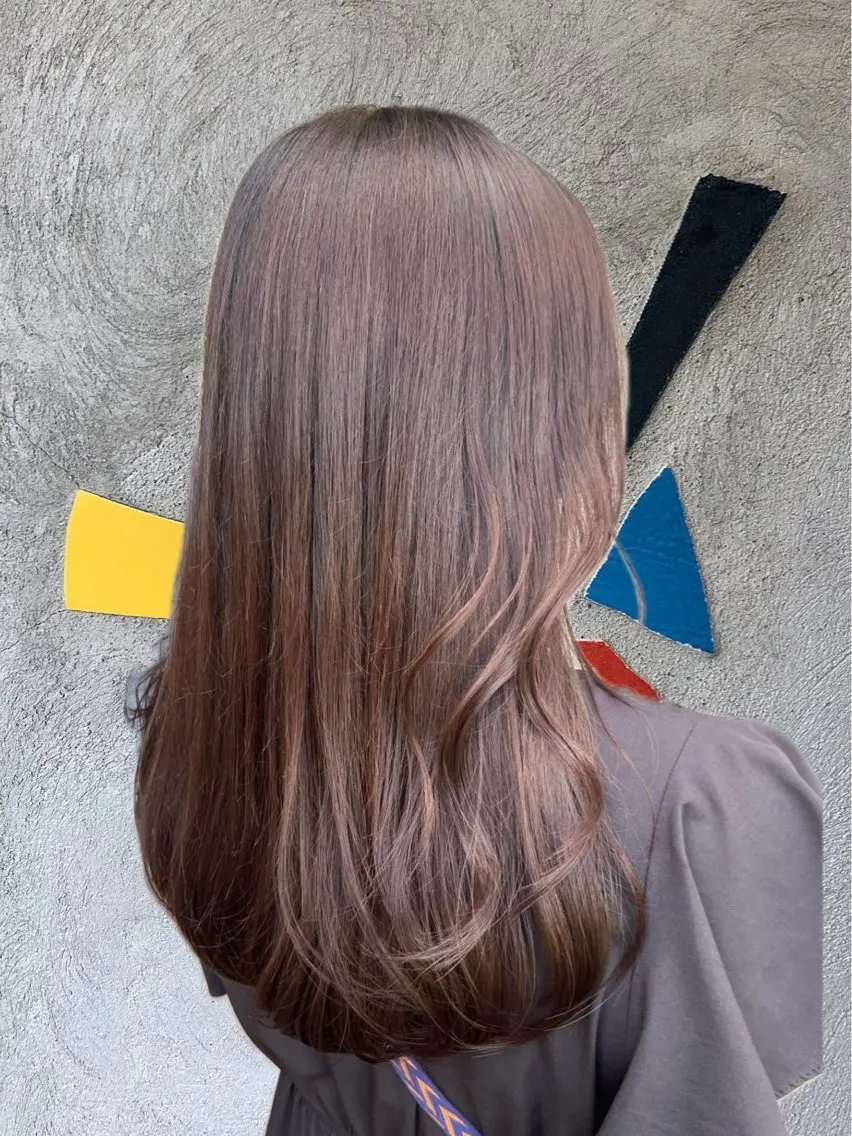 ロング 太田 知里のヘアスタイル