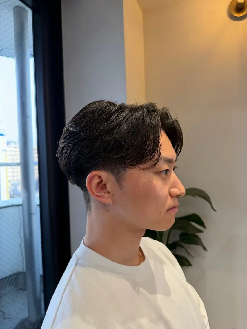 パーマ メンズ フェザーパーマ メンズパーマ スパイキーショート ニュアンスパーマ カット パーマ 大阪茶屋町 メンズカット関田拳のヘアスタイル