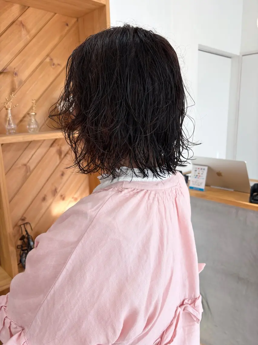 ミディアム 明石 歩樹のヘアスタイル