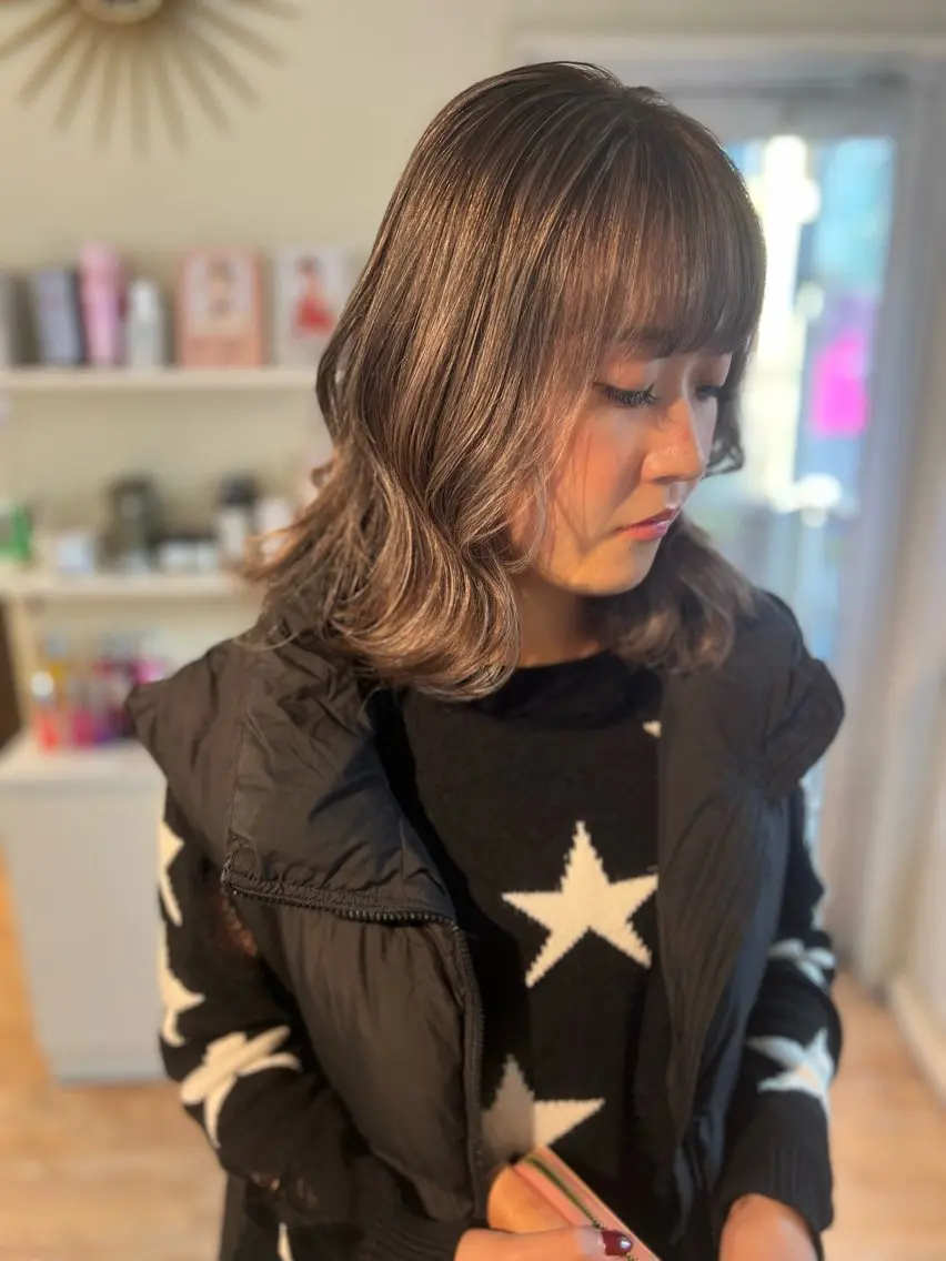 🌼ハイライトカラーAUJUAトリートメント付き🌼の写真