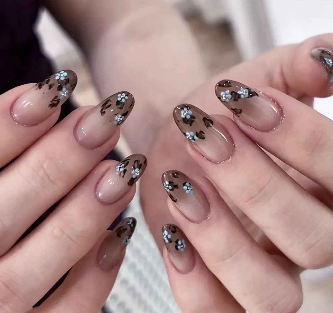 ネイル ハンドネイル Pure&Rich Nailのネイルデザイン