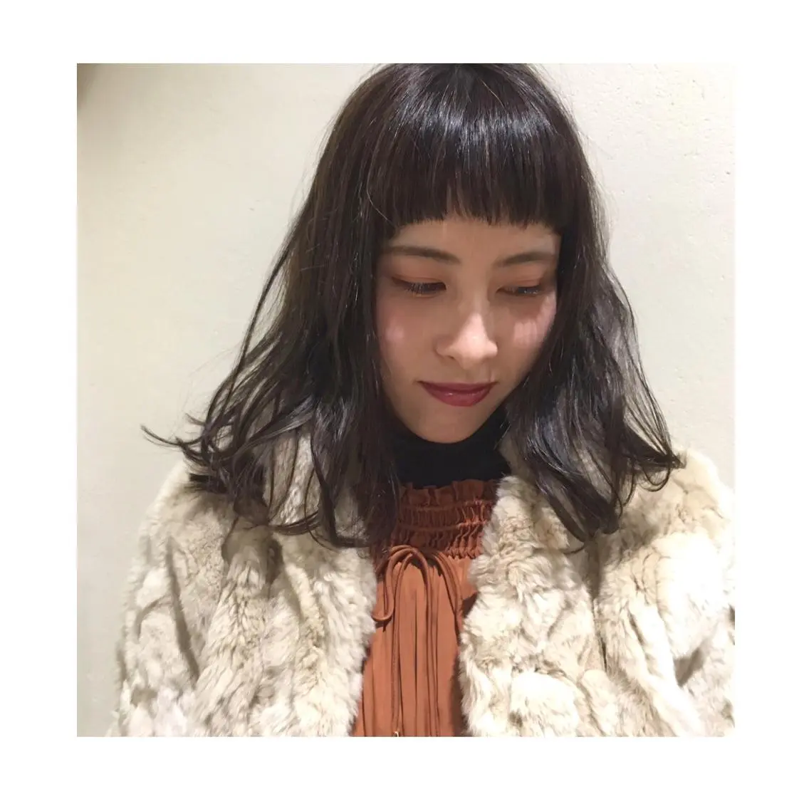 セミロング 近藤 麻紀のヘアスタイル