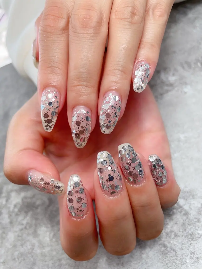 ネイル ラメ(グリッター) Ai Nailのネイルデザイン