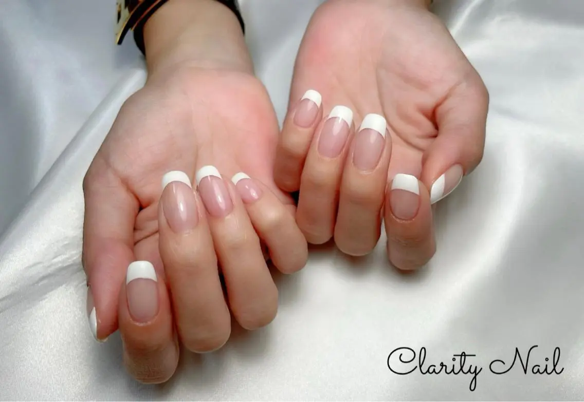 ネイル フレンチネイル ハンドネイル Clarity Nailのネイルデザイン