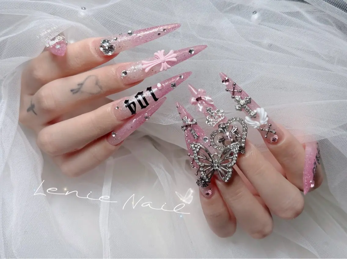ネイル チークネイル 長さ出し フラッシュネイル フレンチネイル グラデーション ハンドネイル Lenie Nail Salonのネイルデザイン
