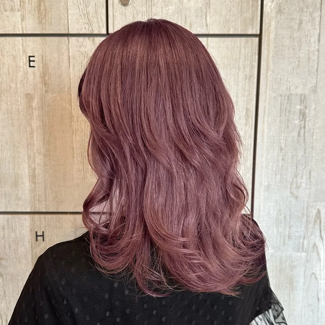 セミロング カラー 柔らかいbeige ￤韓国￤🩰マユ🩰のヘアスタイル