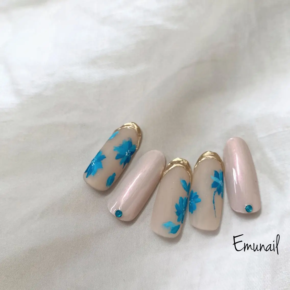 ネイル ハンドネイル Emu Nailのネイルデザイン