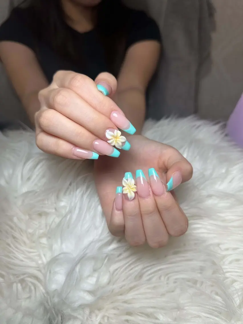 ネイル アートネイル 長さ出し ジェルネイル キラキラネイル 韓国ネイル ハンドネイル Anela Nail Studioのネイルデザイン