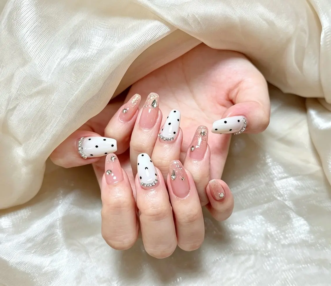 ネイル チークネイル 長さ出し フレンチネイル ジェルネイル 韓国ネイル ハンドネイル Lucky Nail Salon❶のネイルデザイン
