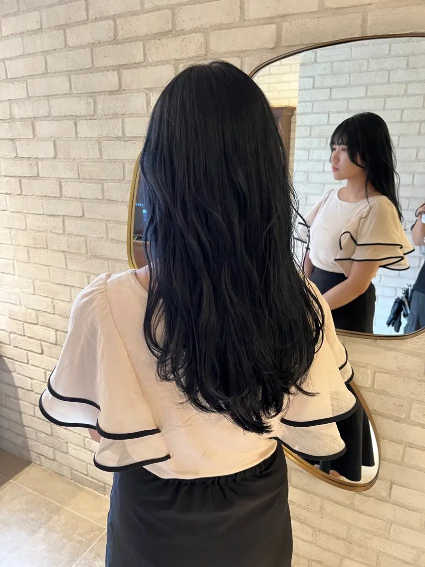 ロング カラー アディクシーカラー 橘 ゆきののヘアスタイル