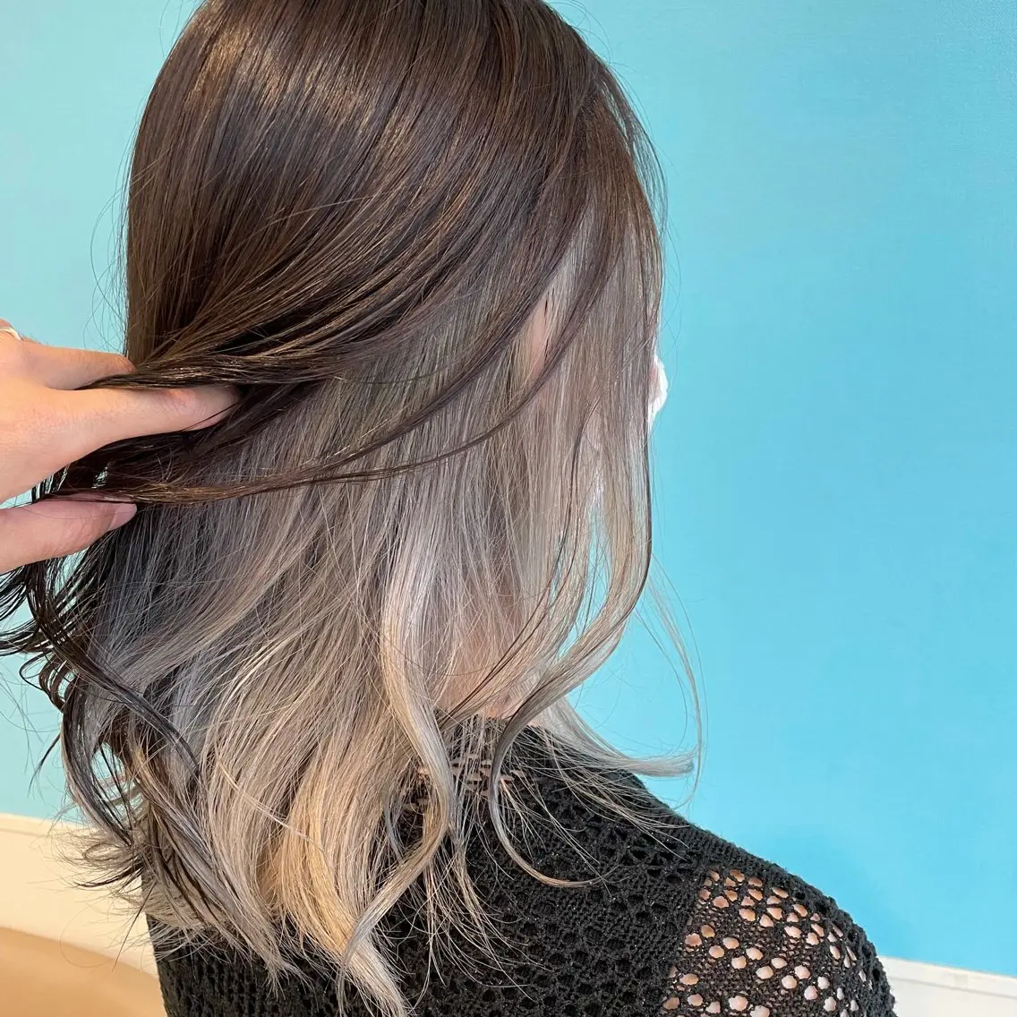 セミロング カット ヘアカラー トリートメント 日置 大智のヘアスタイル