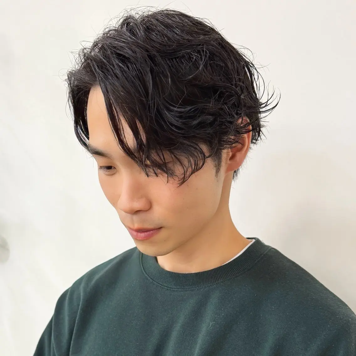 ショート パーマ メンズ メンズハイライト メンズパーマ ハイライト スパイラルパーマ カット パーマ トリートメント 表参道メンズヘア ✂︎Masena✂︎のヘアスタイル