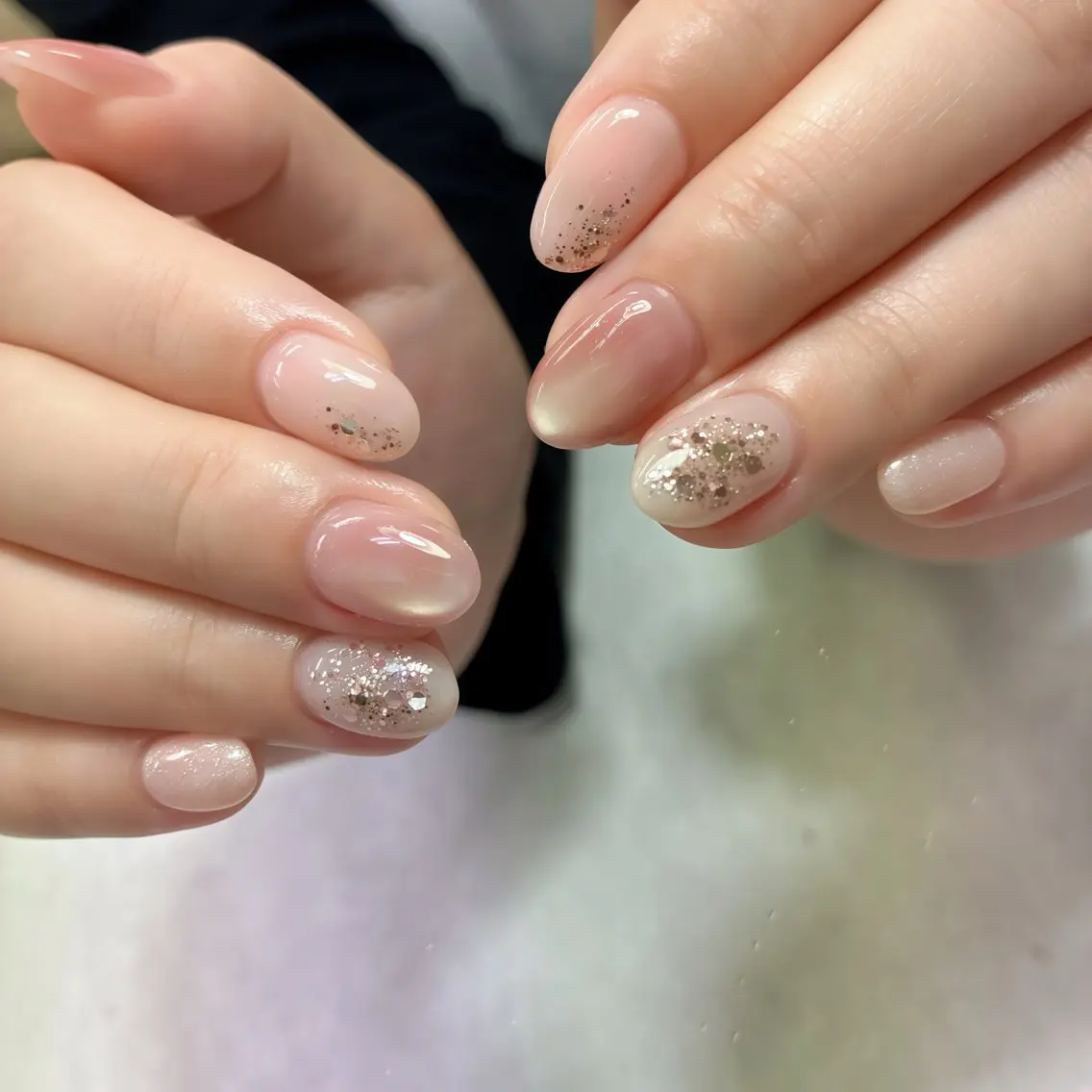 ネイル フラッシュネイル フラッシュマグ マグネットネイル ニュアンスネイル シンプルネイル ハンドネイル momoka. /期間限定モデル募集のネイルデザイン