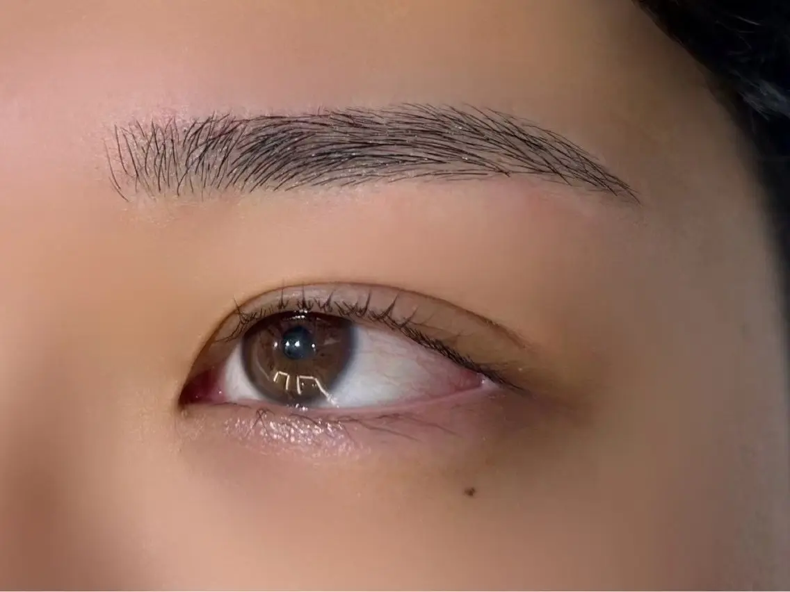 メンズ アイブロウ 🪞ToMe Eyelash🩰のマツエク・マツパデザイン