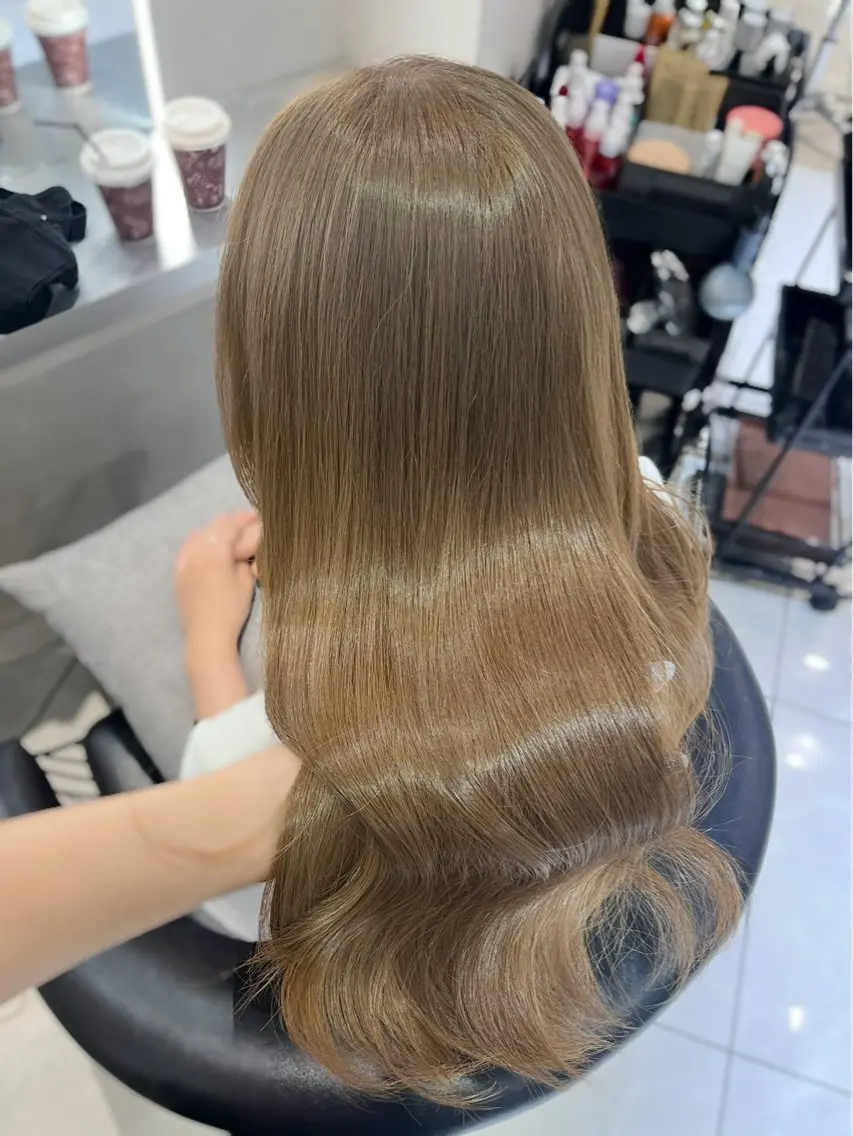 ロング カラー ベージュカラー ブリーチ ダブルカラー ブリーチなしカラー カット ヘアカラー トリートメント 韓国レイヤー×モテ髪 /MITSUKI🤍のヘアスタイル
