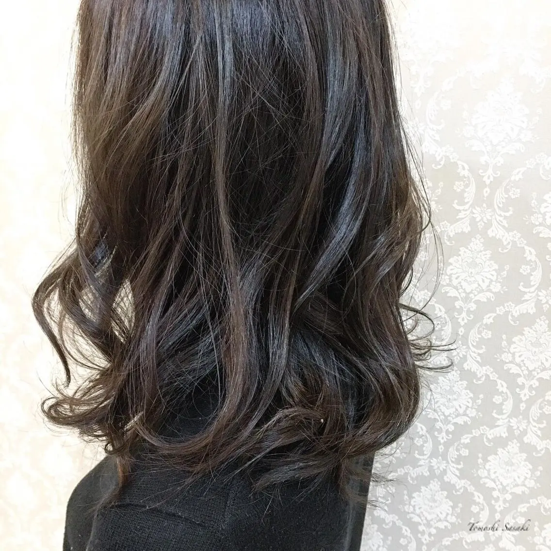 セミロング カラー アッシュ ダークアッシュ ササキ トモシのヘアスタイル