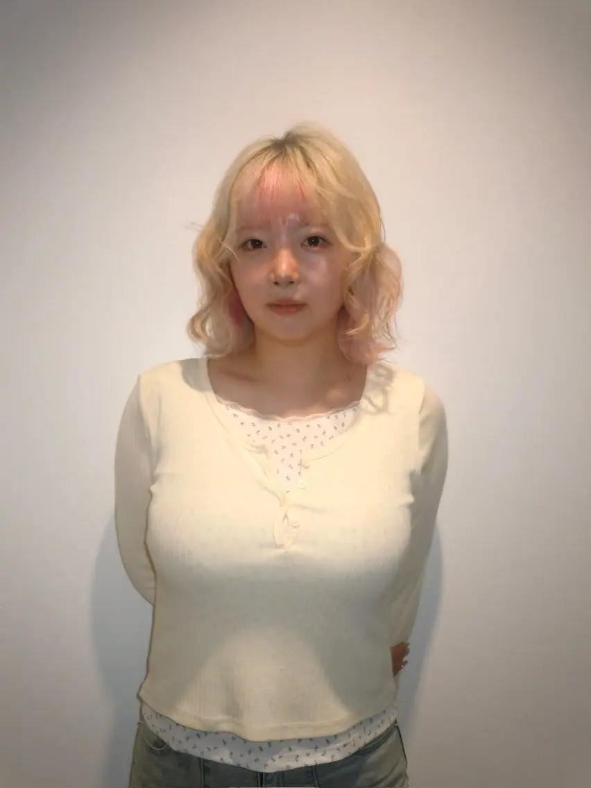 ショート 荒木 美咲のヘアスタイル