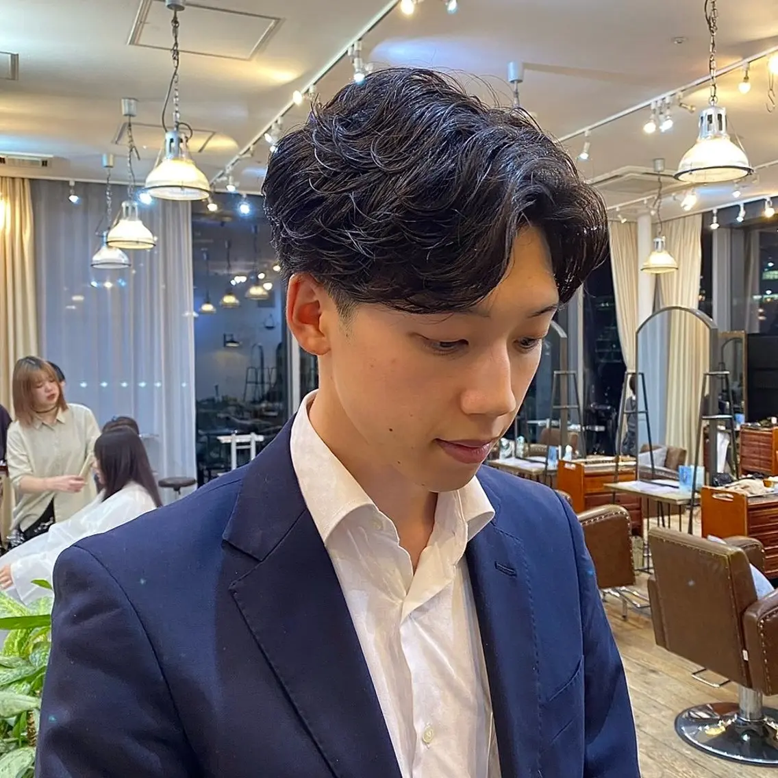 パーマ メンズ センターパート メンズパーマ ✩.*˚こなね /ブリーチカラー募集のヘアスタイル