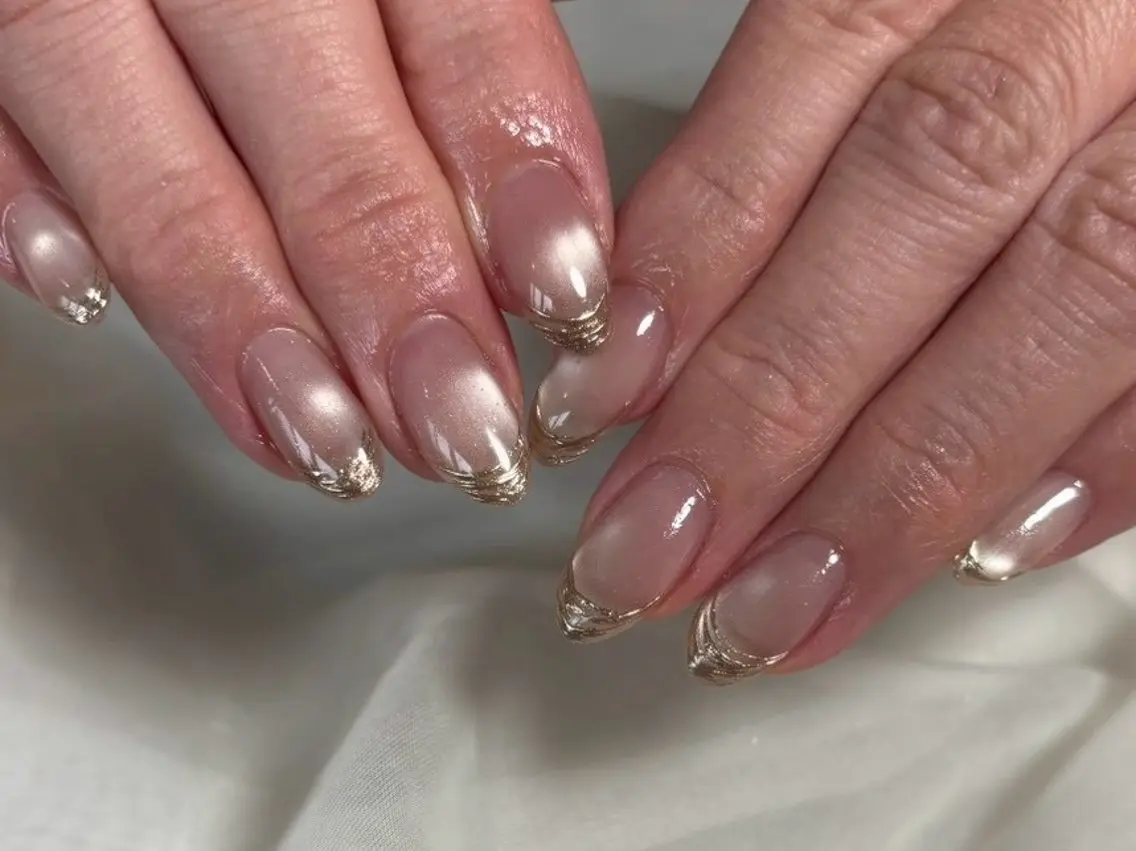 ネイル 氷ネイル・うるうるネイル マグネットネイル ニュアンスネイル ハンドネイル Nail Salon Luanaのネイルデザイン