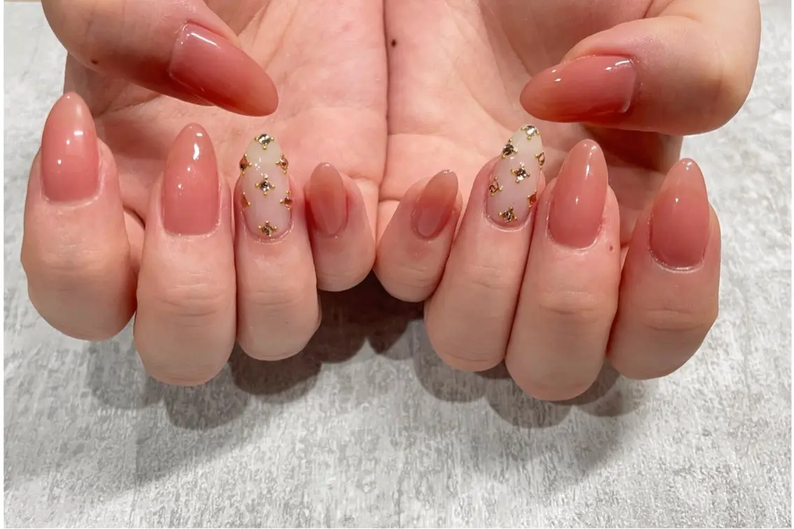 ネイル ハンドネイル 長谷川 奈緒美のネイルデザイン