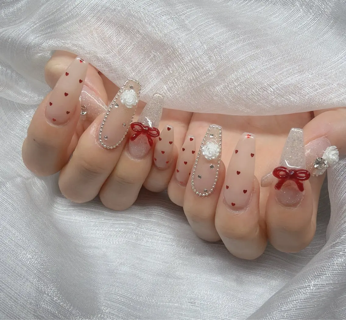 ネイル ハンドネイル Lee Nailsのネイルデザイン