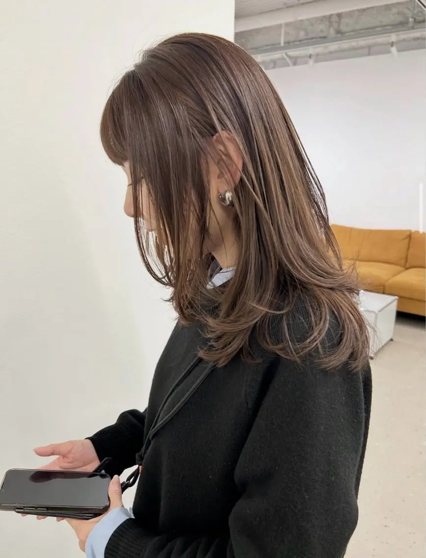 カラー 松本 ゆらのヘアスタイル