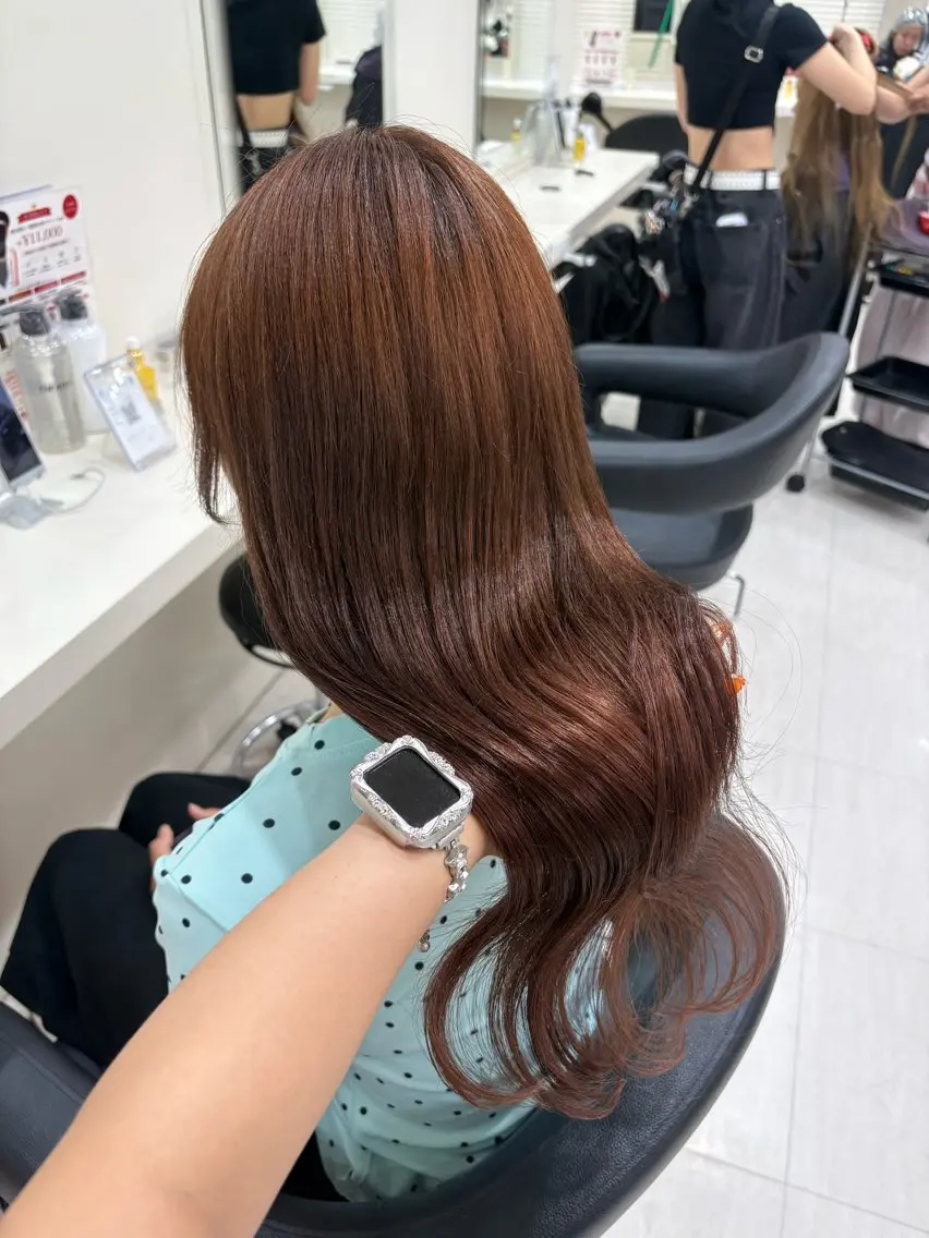 セミロング カラー ヘアアレンジ カット ヘアカラー 💟RINNA 艶カラー💟のヘアスタイル