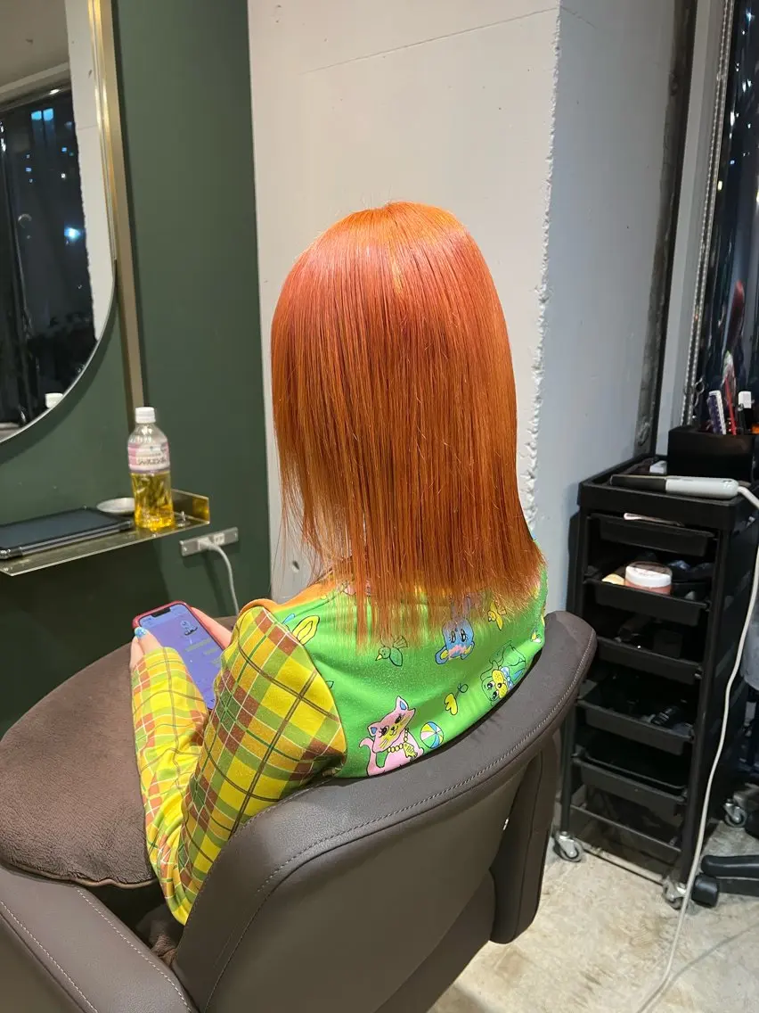 ミディアム カラー オレンジ ヘアカラー トリートメント ヘッドスパ カラースペシャリスト しょう🧑🏼‍🎨のヘアスタイル