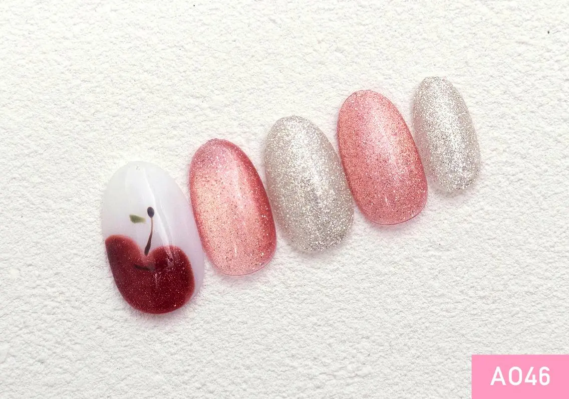 ネイル シルバー 新橋🌷 Nailのネイルデザイン