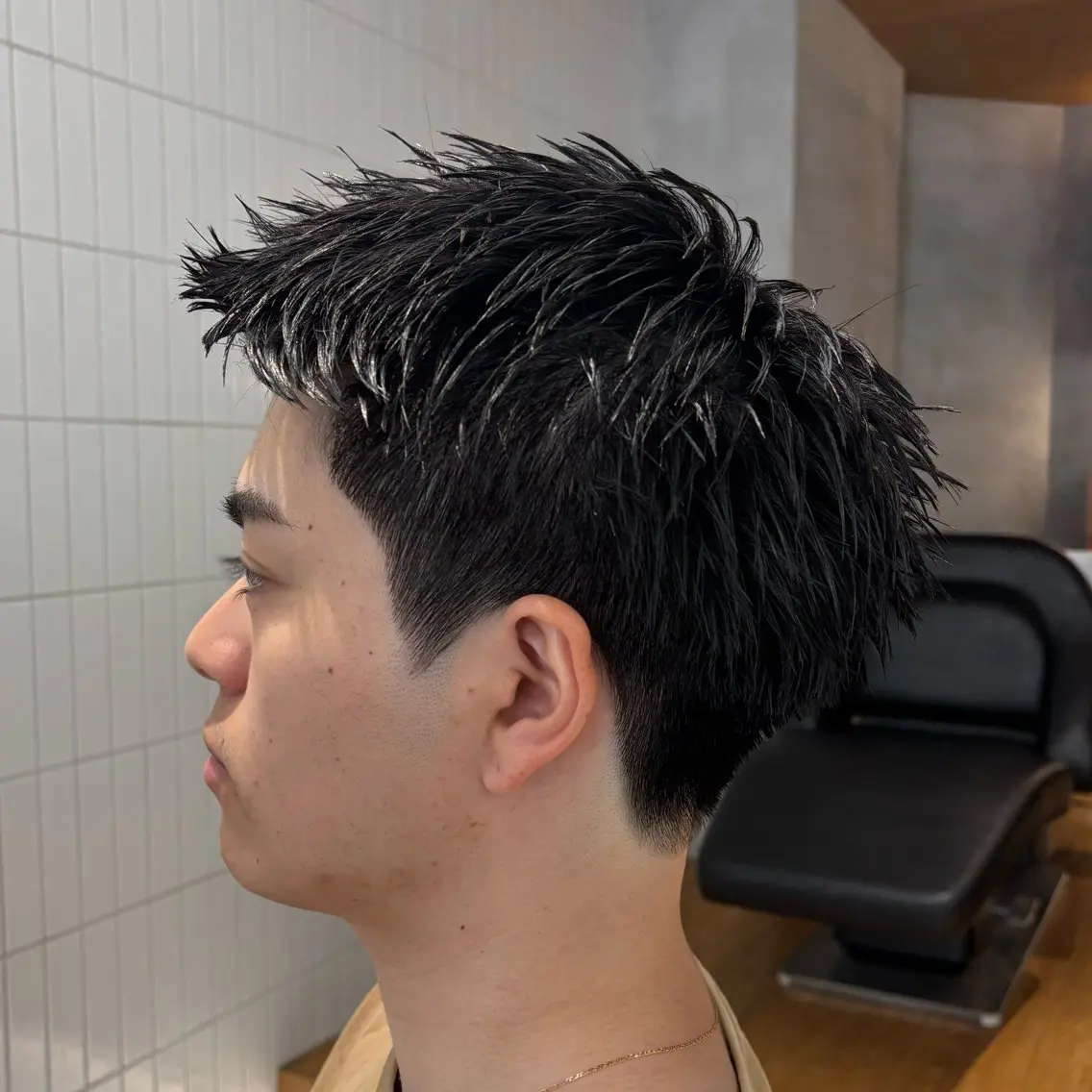 メンズ カット 表参道/スパイキー /センターパートのヘアスタイル