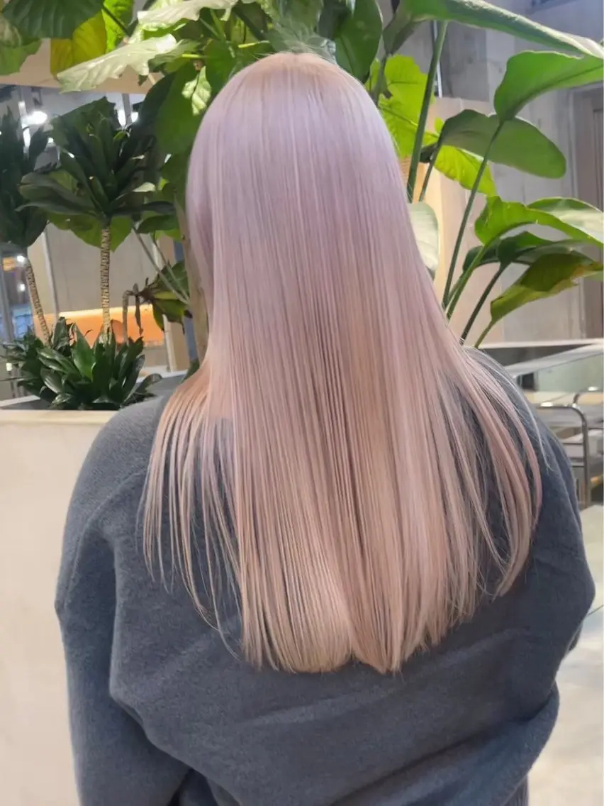 ロング ヘアカラー ミルクティーベージュ レイヤー/あげは🎀のヘアスタイル