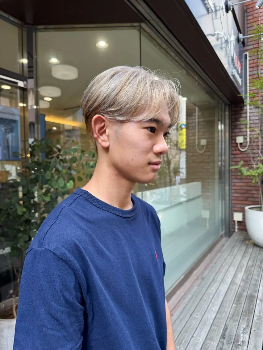 ショート カラー メンズ ブロンド ホワイトブロンド Seeknext // Rukaのヘアスタイル