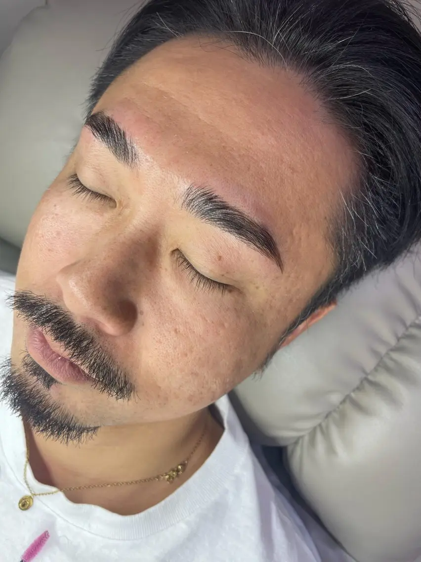 メンズ アイブロウ JUJU byTANEのマツエク・マツパデザイン