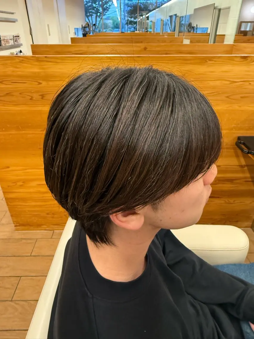 ショート メンズ マッシュ シースルーマッシュ 🫐佐藤 志乃　艶 カラー/カット🫐のヘアスタイル