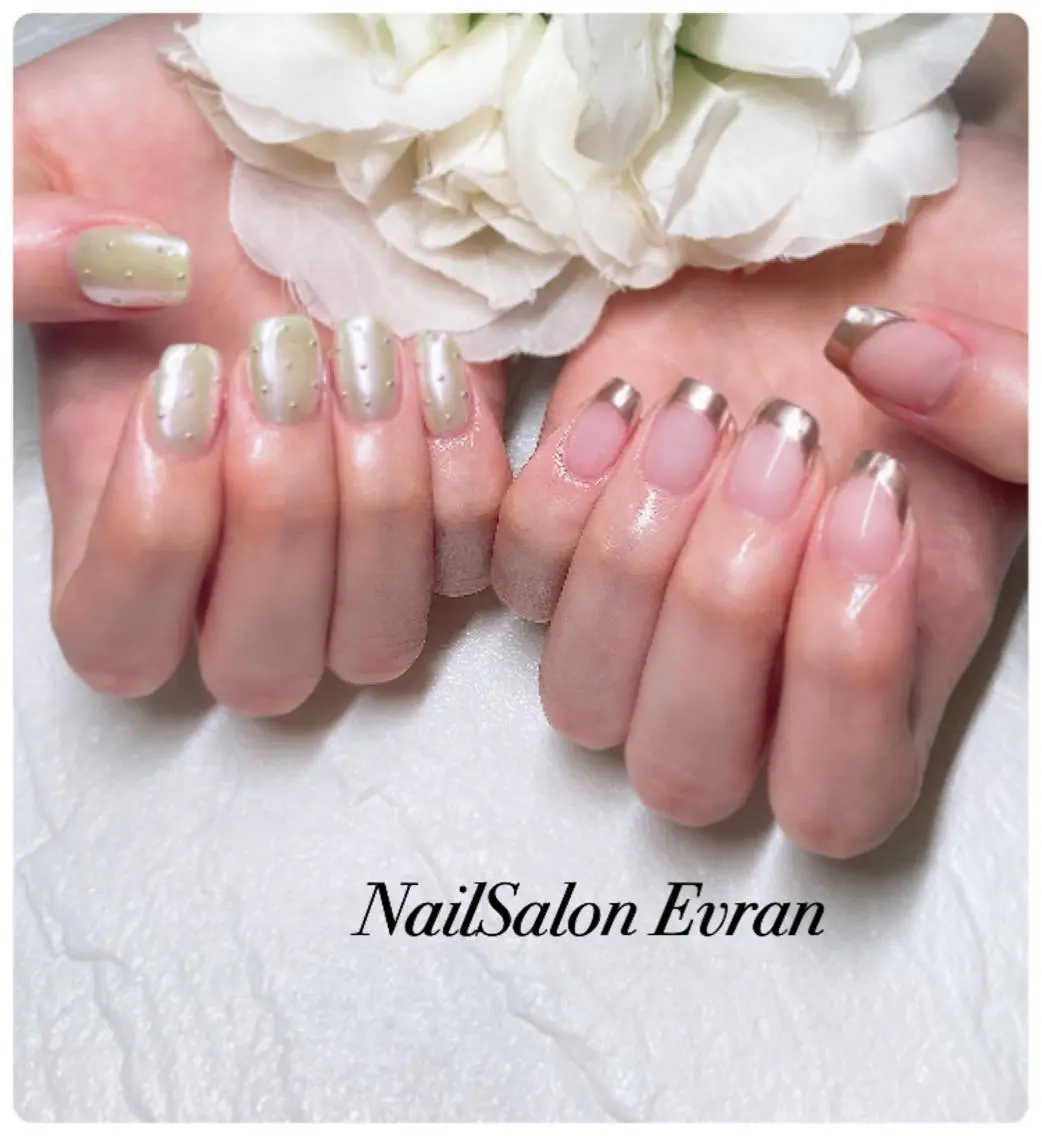 ネイル アートネイル フレンチネイル マグネットネイル 持ち込み ニュアンスネイル ハンドネイル Nail salon Evranのネイルデザイン