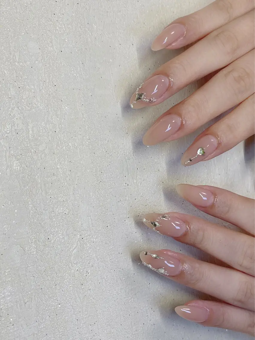 ネイル Minami Nailのネイルデザイン