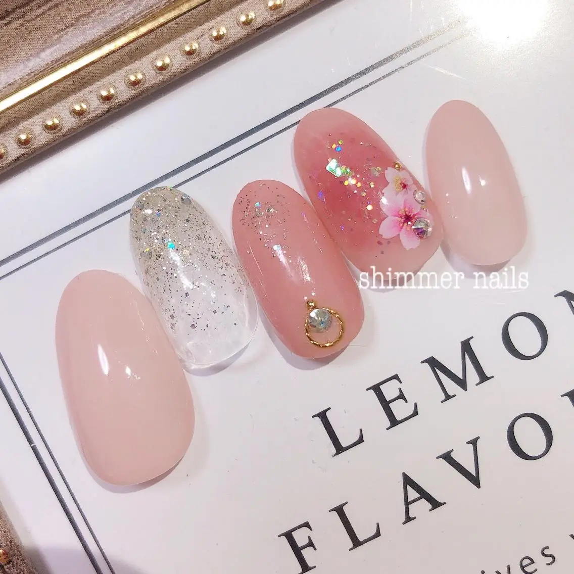 ネイル フットネイル shimmer nailsのネイルデザイン