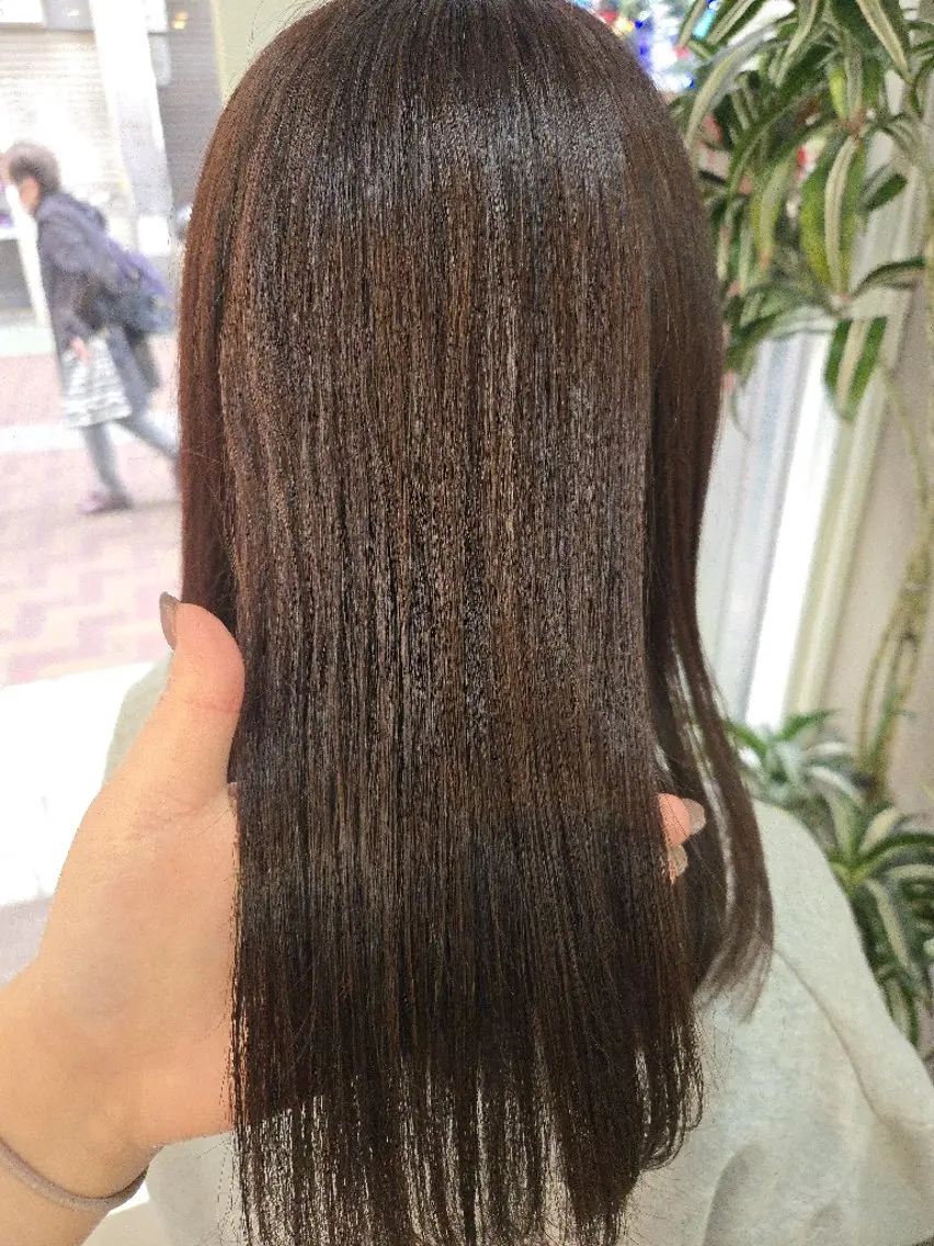 カラー セミロング カット ヘアカラー 暖色🍎透明感カラー 🩵小林かりんのヘアスタイル