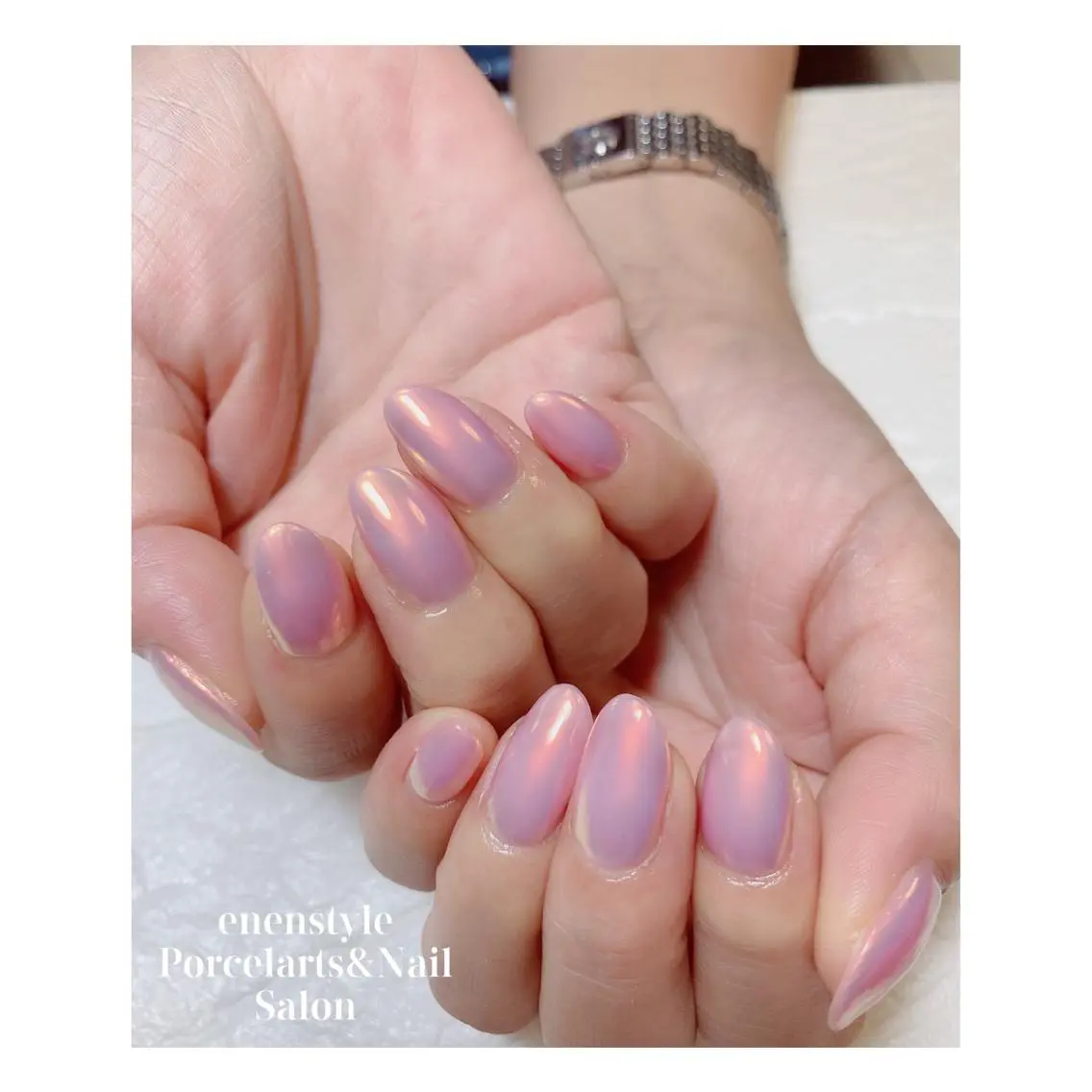 ミディアム ネイル ジェルネイル ニュアンスネイル オフィスネイル ワンカラーネイル パラジェル 🐾enen style 🐾のネイルデザイン