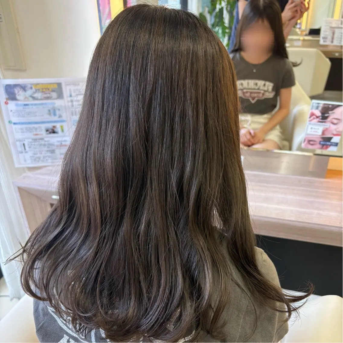 セミロング カラー 透明感カラー🌿‬ /Hikariのヘアスタイル