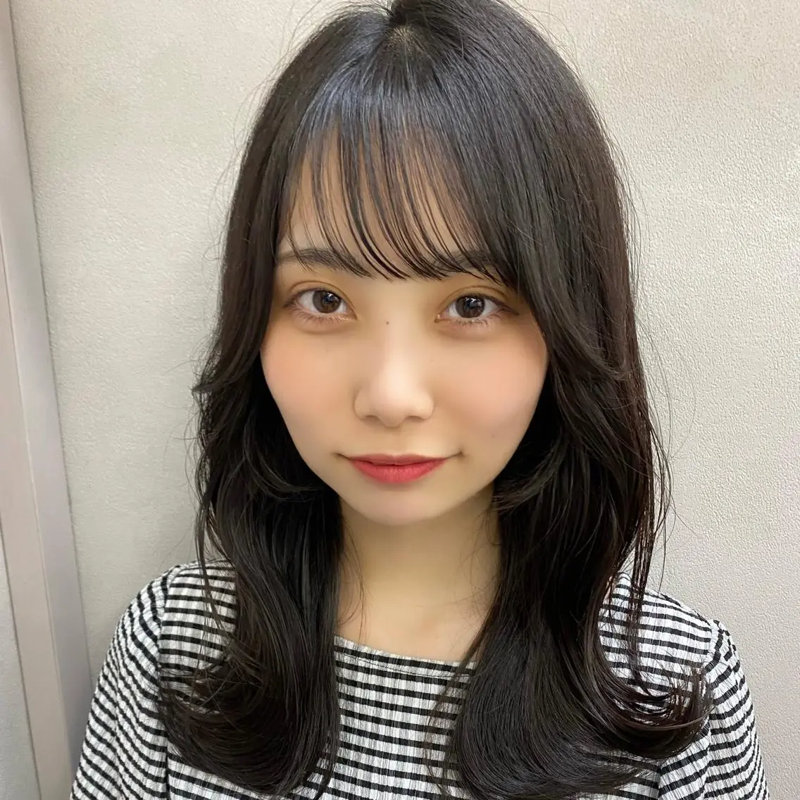 ミディアム 似合わせカット てーと /レイヤーカットのヘアスタイル