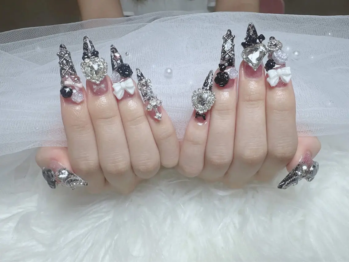 ネイル ブルー フットネイル フレンチネイル 韓国ネイル マグネットネイル ハンドネイル ハンドケア Hara Nail 【持ち込みOK】のネイルデザイン