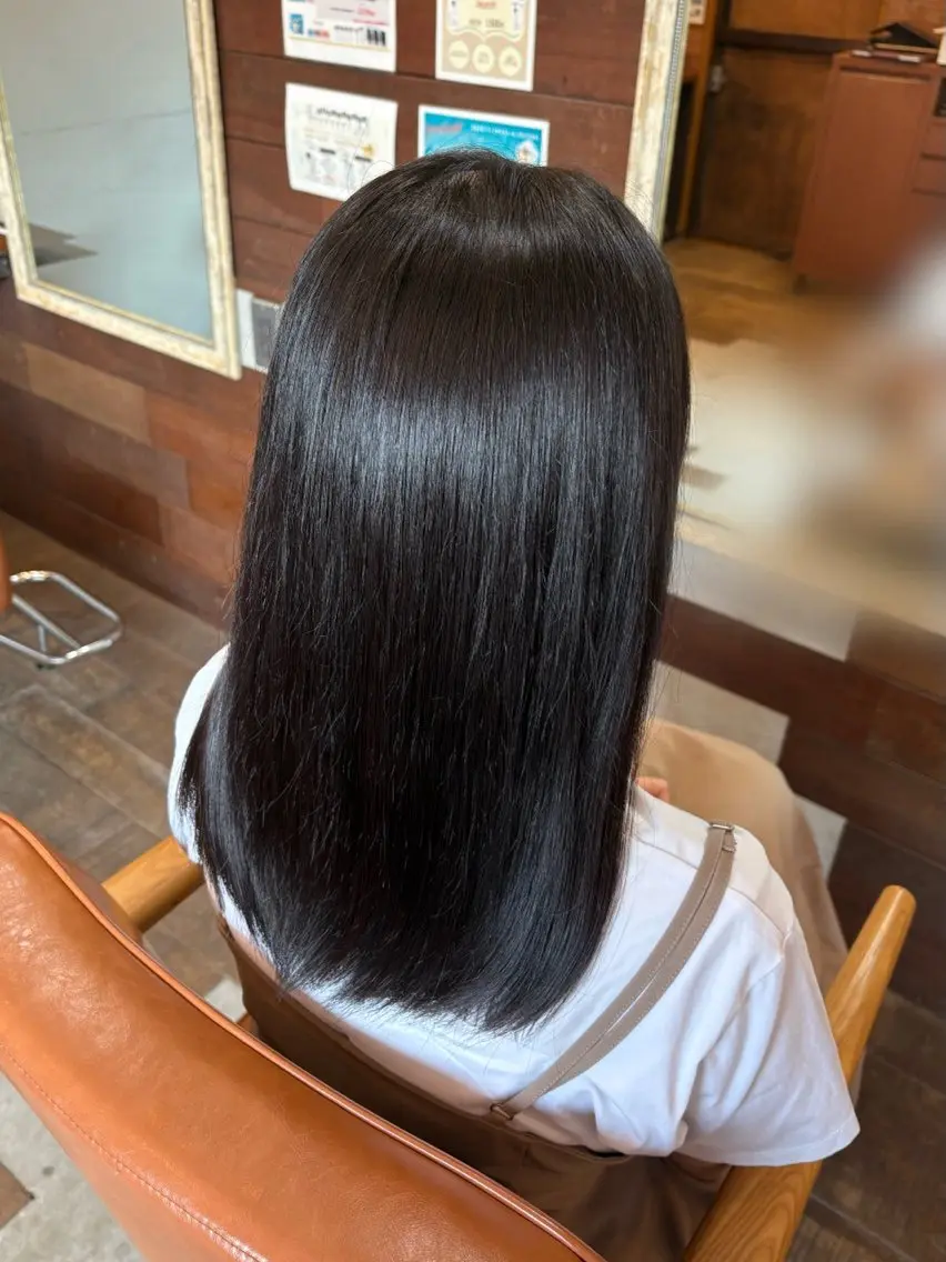 カラー ヘアカラー 森田 美海のヘアスタイル
