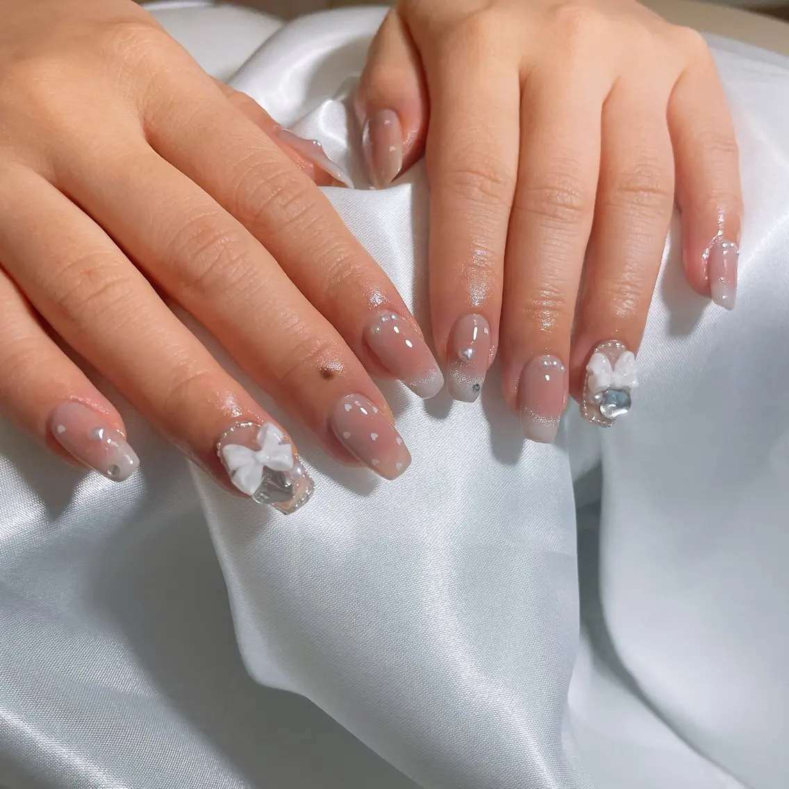 ネイル チークネイル フレンチネイル ハート マグネットネイル マグネットフレンチ ハンドネイル Mynail プライベートサロンのネイルデザイン