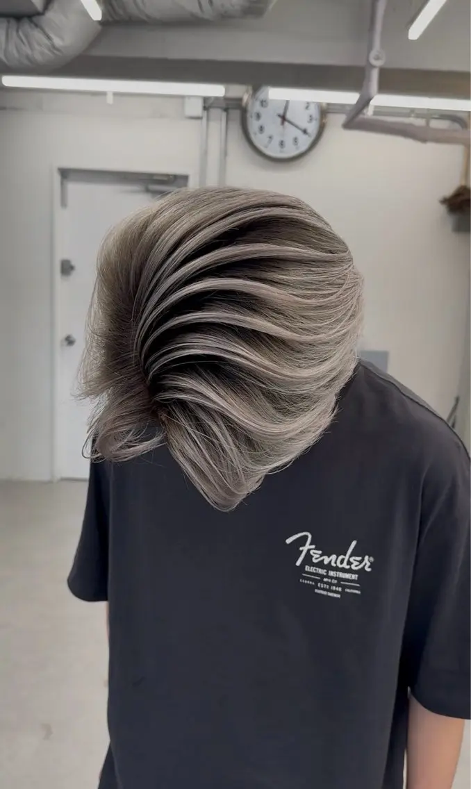 カラー メンズ エンドカラー🔥/ ♰デザインカラー♰のヘアスタイル