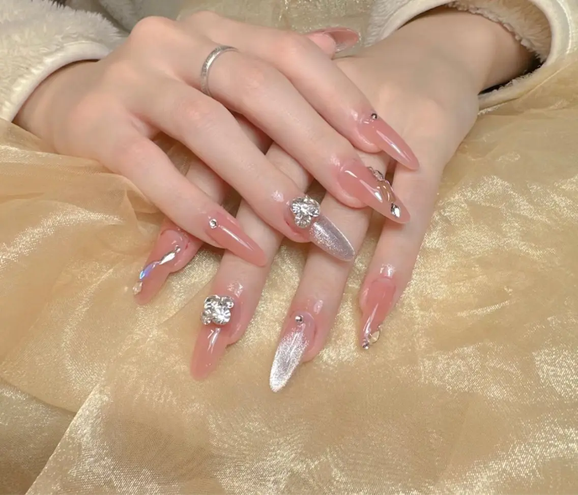 ネイル ハンドネイル D-BEAUTY Nailsalonのネイルデザイン