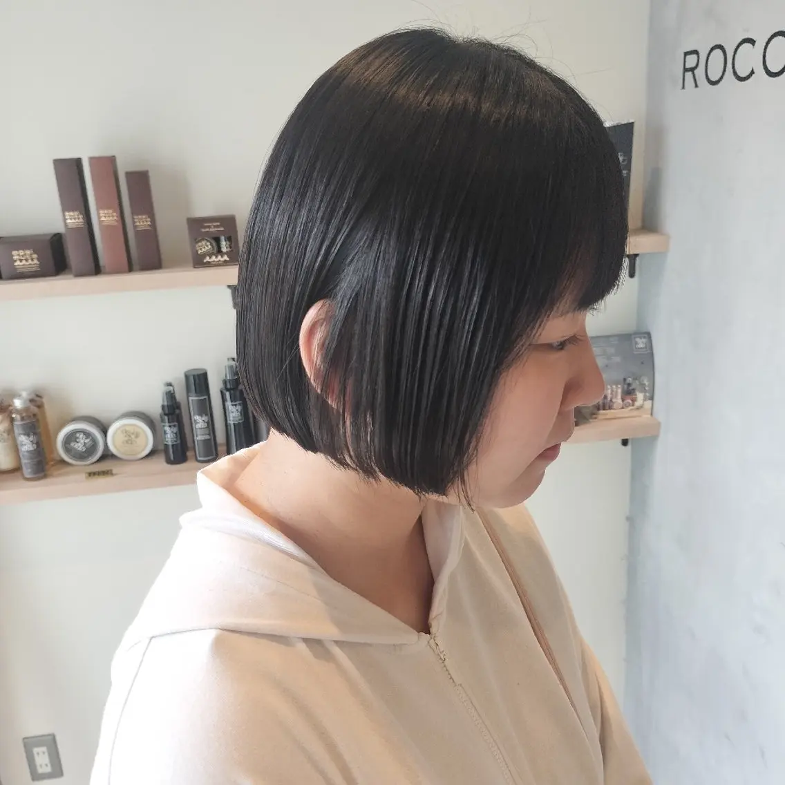 ショート 透明感カラー🫧HI NAKO/ROCCOのヘアスタイル