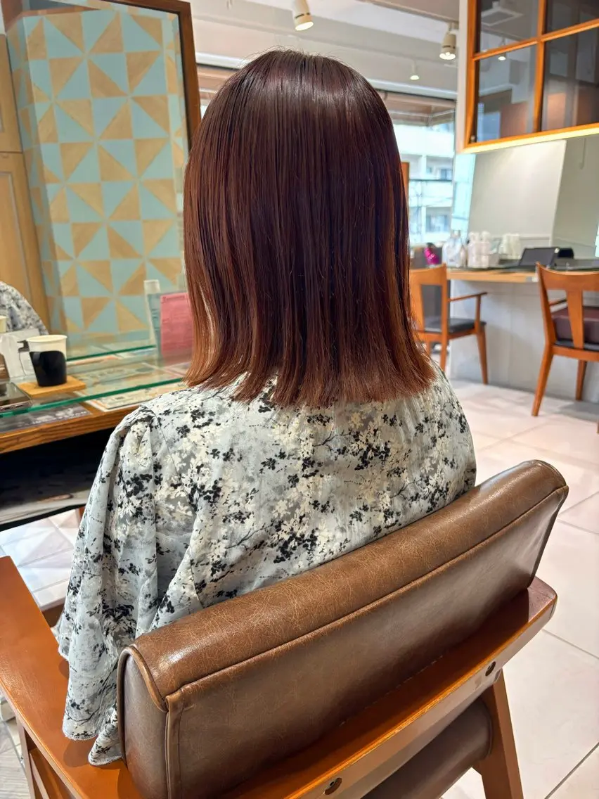 ミディアム カラー カット ヘアカラー トリートメント 齋藤 咲のヘアスタイル